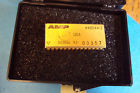 448044-1 Rare Amp Cermanic Usa Lot 1-pcs Vintage Gold