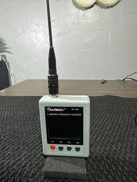 Sf103 Anysecu Frequency Counter 2mhz 2.8ghz Ctccss/dcs Dmr Digital Signal Testable Meter