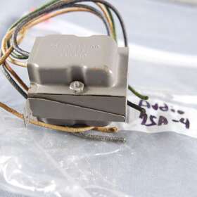667-0018-00 Collins Radio Co 75a-4 Audio Transformer Original Part Tested Good 667-0018-00 Collins Radio Co 75a-4 Audio Transformer Original Part Tested Good