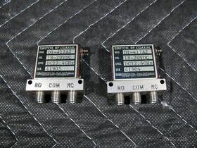 Dynatech D1-417a2 Coaxial Switch Sma 18-20 Vdc / Dc-12 Ghz Spdt