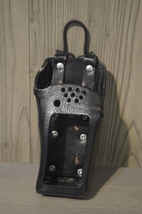Ge7260-3ax Harris P7300/xg-25/xg-75 6 Key Hard Leather Radio Case Holster Read