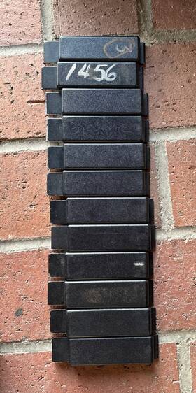 Motorola Ntn4788a Lot Of 12 - Belt Clips For Saber/astro Saber Radio #ntn4788a