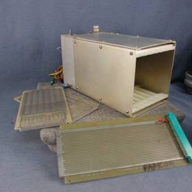 638-6433-001 Rockwell Collins Prototyping System 6 Slot Cabinet 2 Proto Cards Extender Card 638-6433-001 Rockwell Collins Prototyping System 6 Slot Cabinet 2 Proto Cards Extender Card
