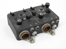 Bc-496-a Signal Corps Vintage Wwii Radio Control Box Excellent Cosmetics Bc-496-a Signal Corps Vintage Wwii Radio Control Box Excellent Cosmetics