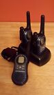 Sx600r Motorola Three Walkie Talkie Two-way Radios Charging Station Belt Clips