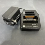Motorola Battery Charger Docking Station RLN5703B For RLN5707A Pack Minitor V. Fixed Price $21.95.