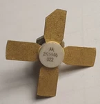 2N5946 Rf Power Transistor Motorola New. Fixed Price $53.03.