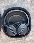 Audio-technica ATH-ANC27 Noise Cancelling Headphones Over The Ear Black. Fixed Price $18.99.