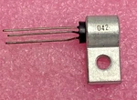 Motorola 132-042 Npn Transistor With Heat Sink Mcintosh Laboratory. Fixed Price $13.95.