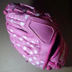 Wilson T-ball Baseball Glove Youth 9.5" Rht Mitt A300 A0150T95 Pink !. Fixed Price $35.40.